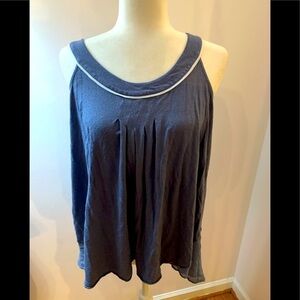 Simply Vera Vera Wang sleeveless blue tunic, size M